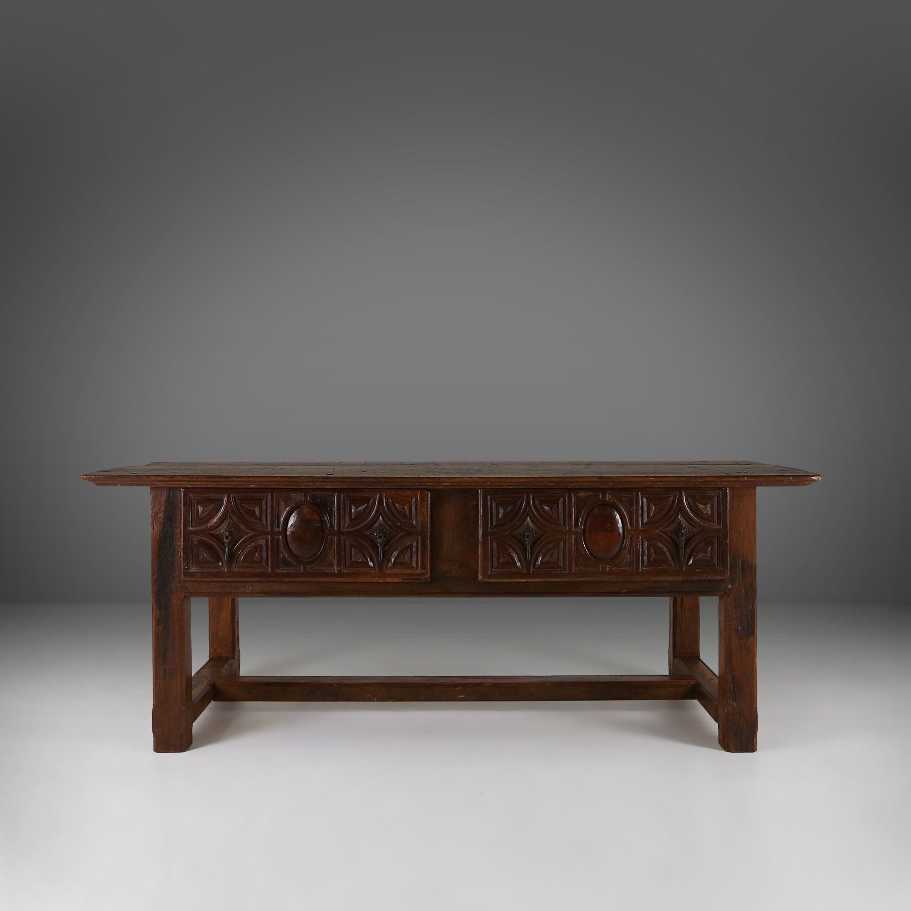 Antique Spanish Console Table in carved Oak, 18th Century-img